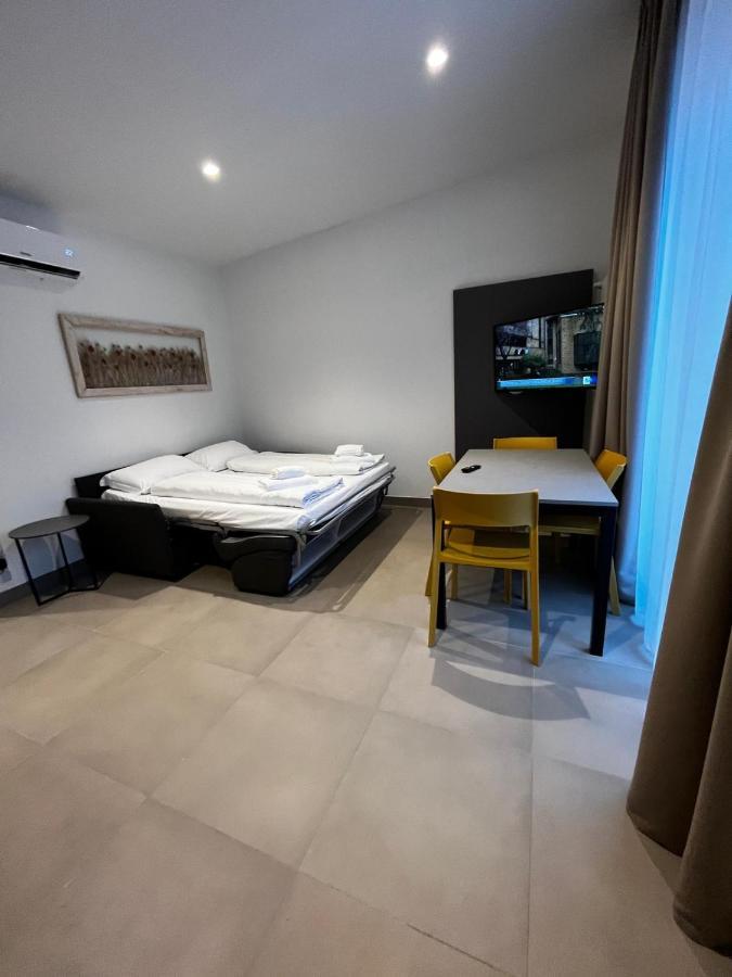 Bilo - Apartments For Rent ترينتو المظهر الخارجي الصورة