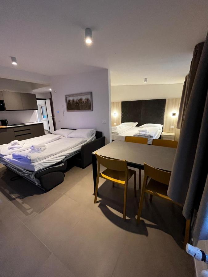 Bilo - Apartments For Rent ترينتو المظهر الخارجي الصورة