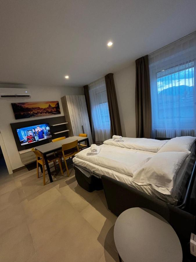 Bilo - Apartments For Rent ترينتو المظهر الخارجي الصورة
